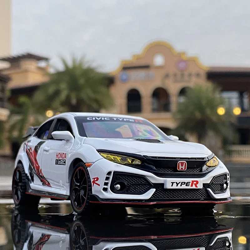 Фотография №1 товара Модель спортивного автомобиля HONDA CIVIC Тип R, 1:32, Литые и