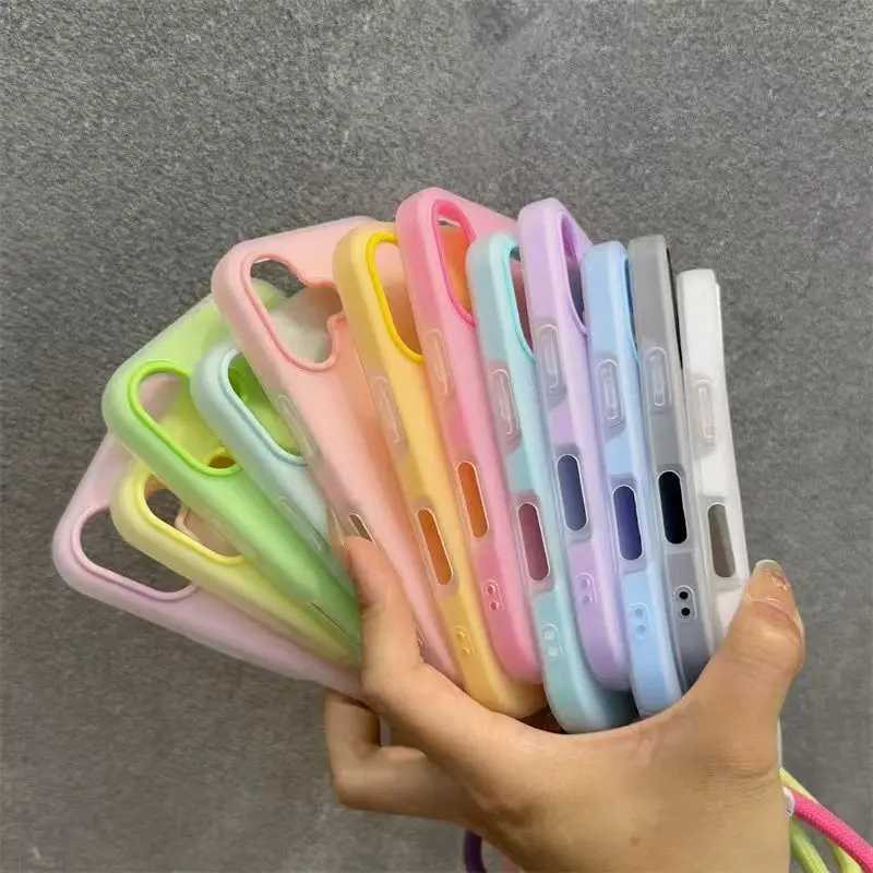 Фотография №5 товара Мягкий матовый прозрачный чехол для телефона Candy для iPhone 17