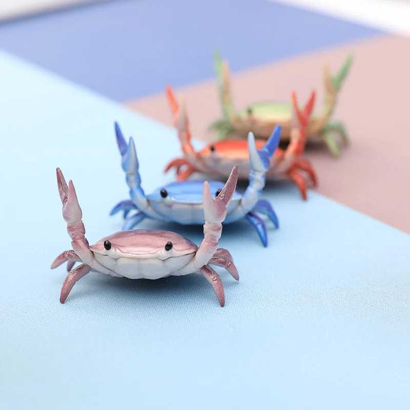 Фотография №1 товара Настольный держатель для ручек Funny Crab в виде креативных канцелярских