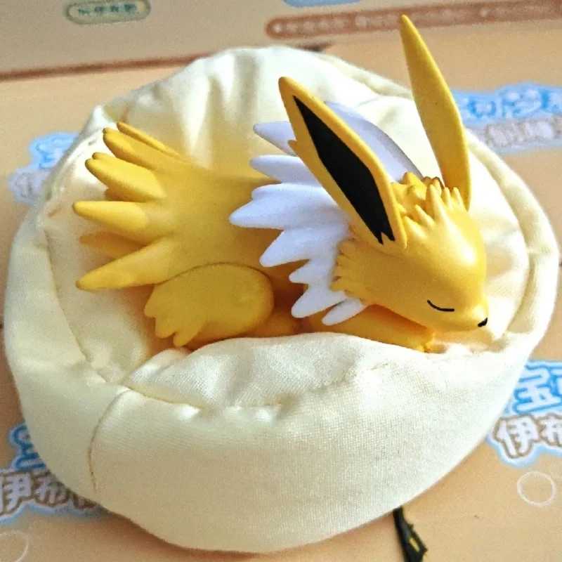 Фотография №2 товара Новинка в наличии: Серия коллекционных фигурок Покемонов Eevee в спящей