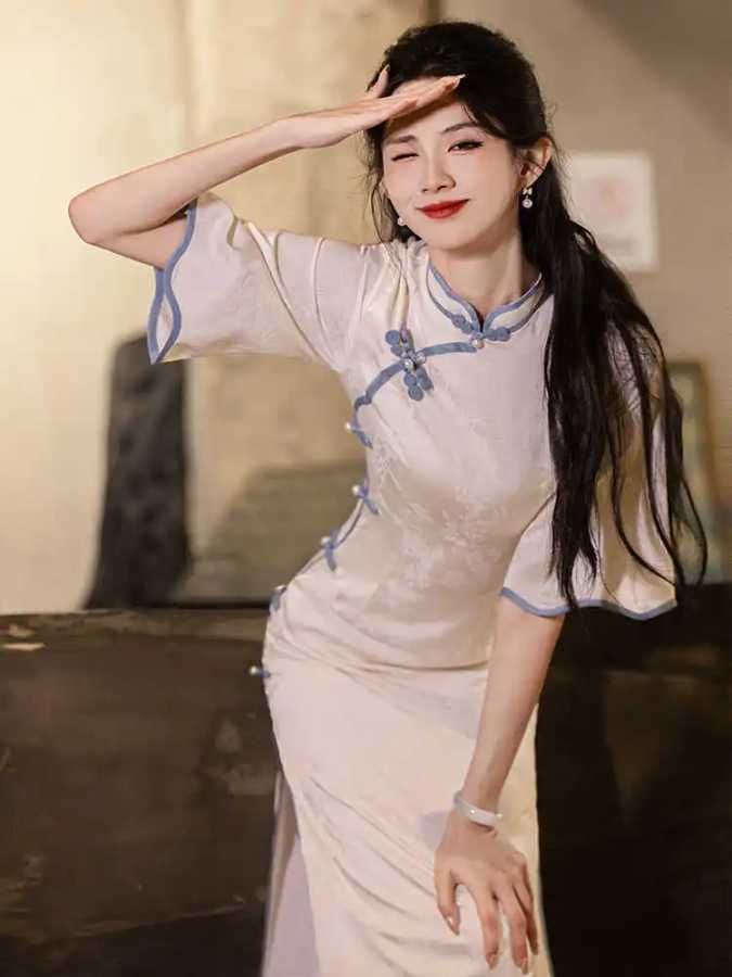 Винтажное китайское традиционное Cheongsam, повседневное вечернее женское платье Ципао, современное тонкое длинное платье с воротником-стойкой и короткими рукавами для девочек Этническая одежда