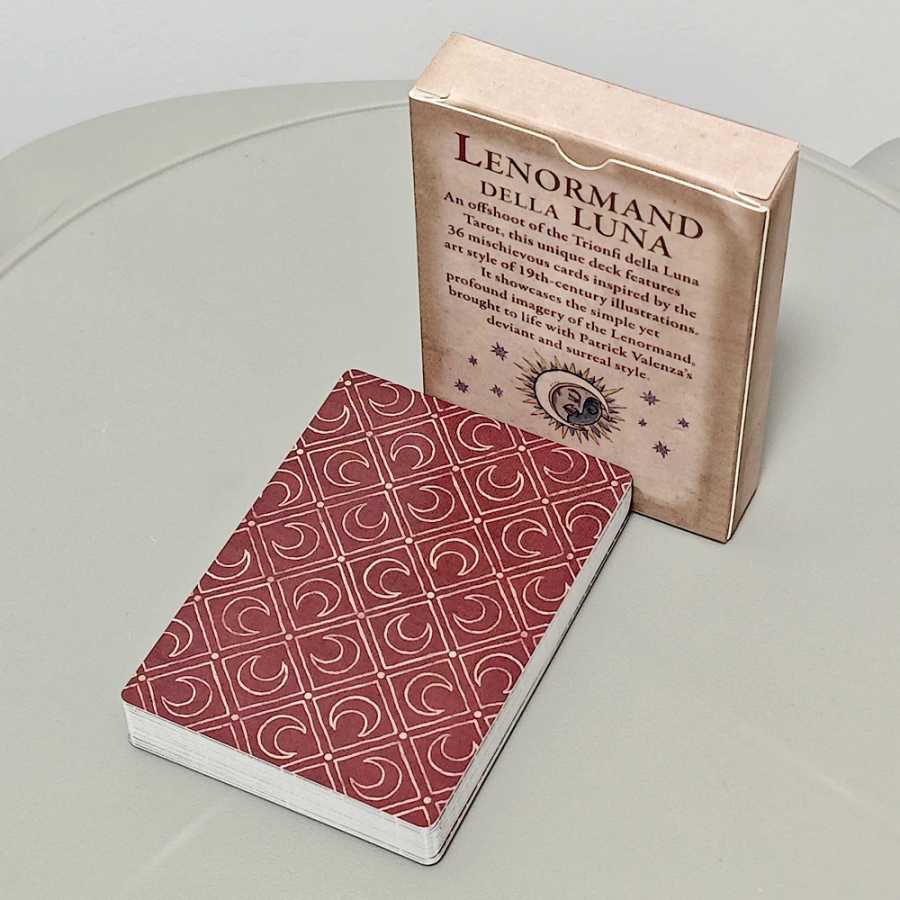 Фотография №5 товара Классическая колода Deviant Moon Lenormand Della Luna, 9*6 см, 36