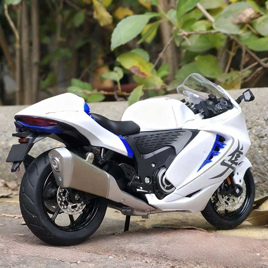 1:12 SUZUKI Hayabusa GSX-1300R, модель спортивного мотоцикла из сплава, литая под давлением модель мотоцикла для уличных гонок, звук и свет, детская игрушка в подарок Играйте в транспортные средства и модели