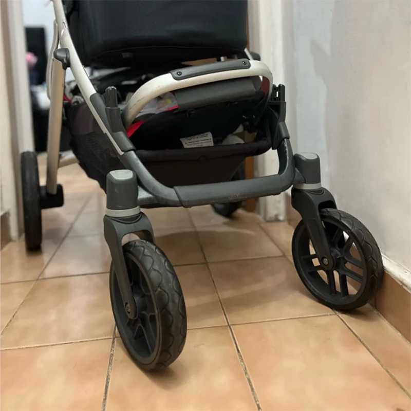 Фотография №2 товара Передняя колесная шина для детской коляски серии Uppababy Vista, полиуретановая