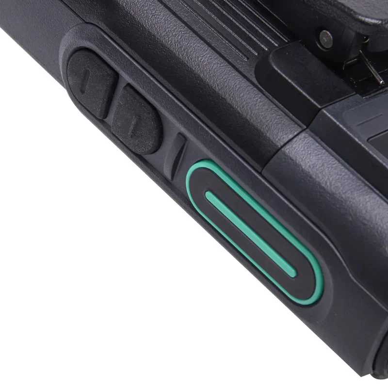 Фотография №1 товара Прочный смартфон IP68 3 ГБ 32 ГБ 2,4-дюймовый сенсорный экран