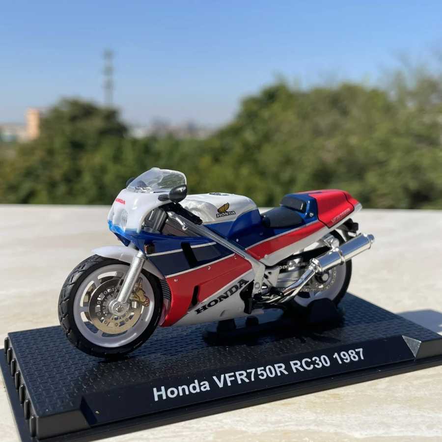 Литая модель мотоцикла VFR750 RC30 1987 в масштабе 1:24, Классическая Коллекционная сувенирная игрушка для взрослых, статический дисплей Играйте в транспортные средства и модели