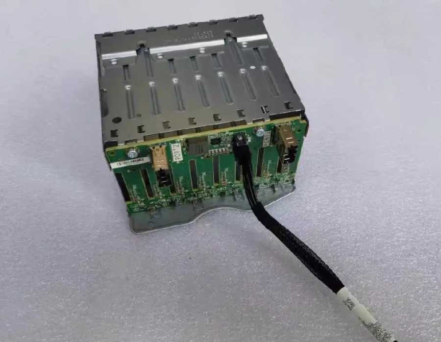 Фотография №1 товара ДЛЯ HP 778157-B21 DL380/ML350 G9 SFF Комплект каркаса привода 747592-001