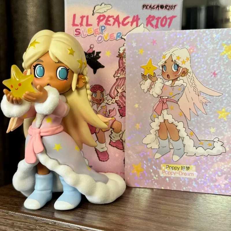 Фотография №2 товара Оригинальная коллекционная фигурка Pop Mart Lil Peach Riot Sleepover Series