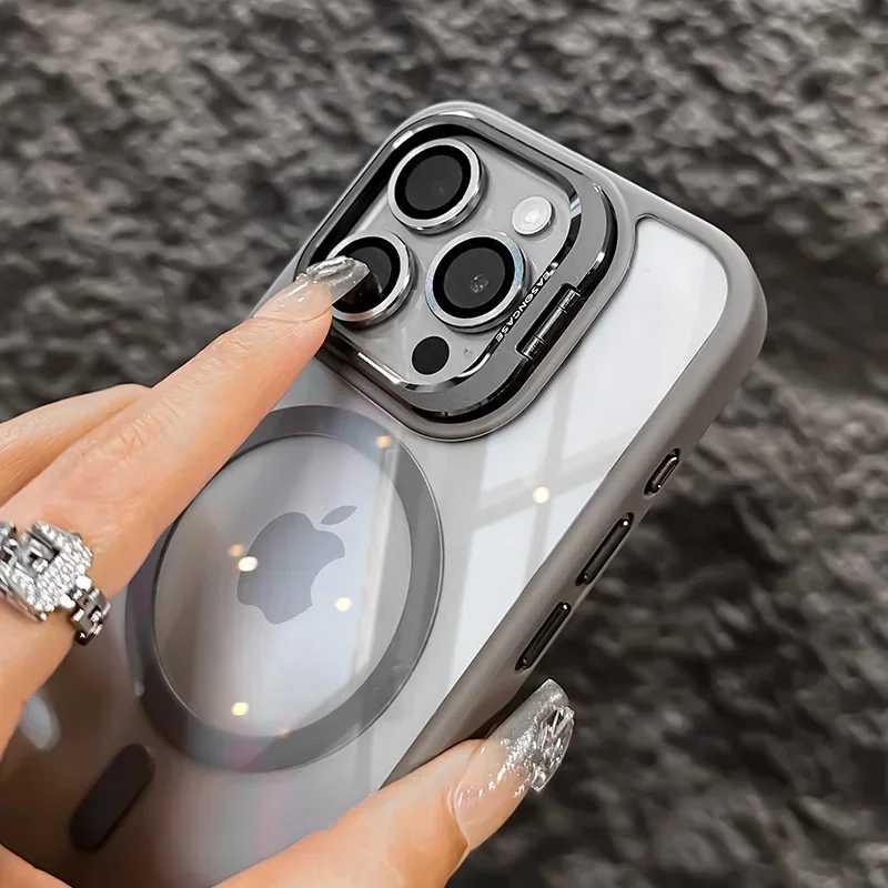 Фотография №4 товара Магнитный ударопрочный чехол для iPhone 16 15 14 13 12