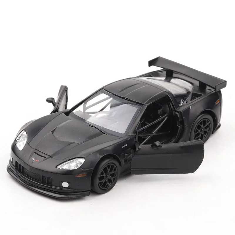 Фотография №5 товара Модель игрушечного автомобиля Chevrolet Corvette C6-R в масштабе 1:36, литая
