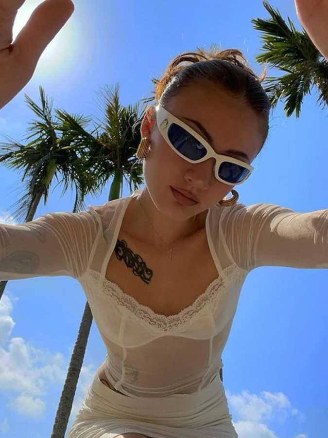 Фотография №4 товара Модные сетчатые укороченные топы с кружевной отделкой Y2K, эстетика 90-х