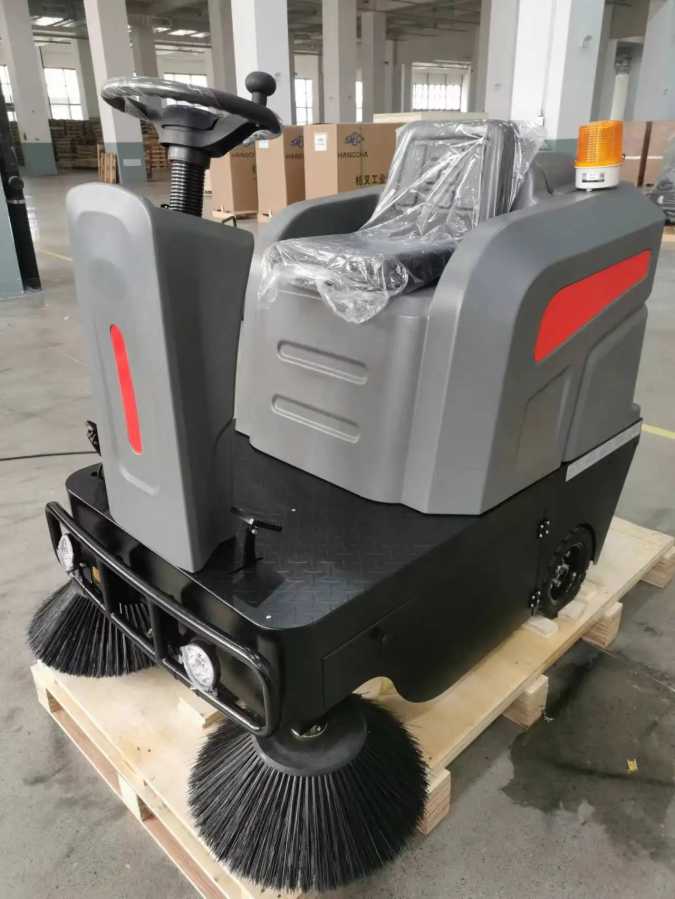 Фотография №2 товара SJ1250 Самая продаваемая аккумуляторная подметальная машина для уборки полов и