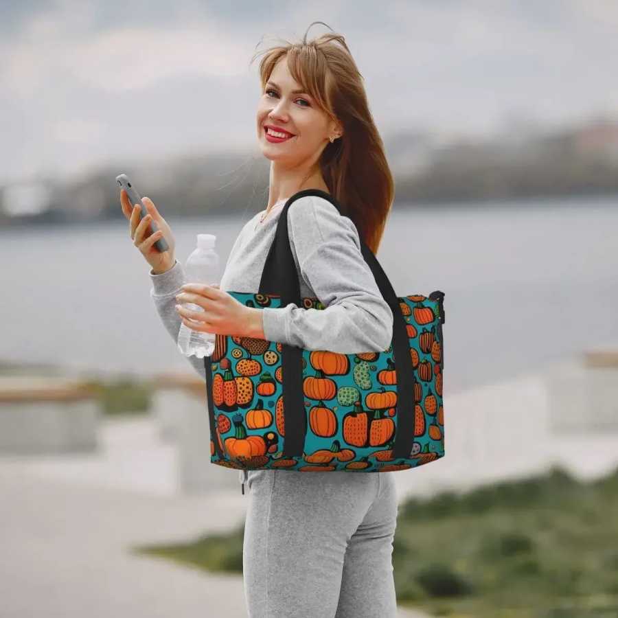 Фотография №4 товара Сумка-тоут Yayoi Kusama Polka Pumpkin для пляжа и путешествий, большая