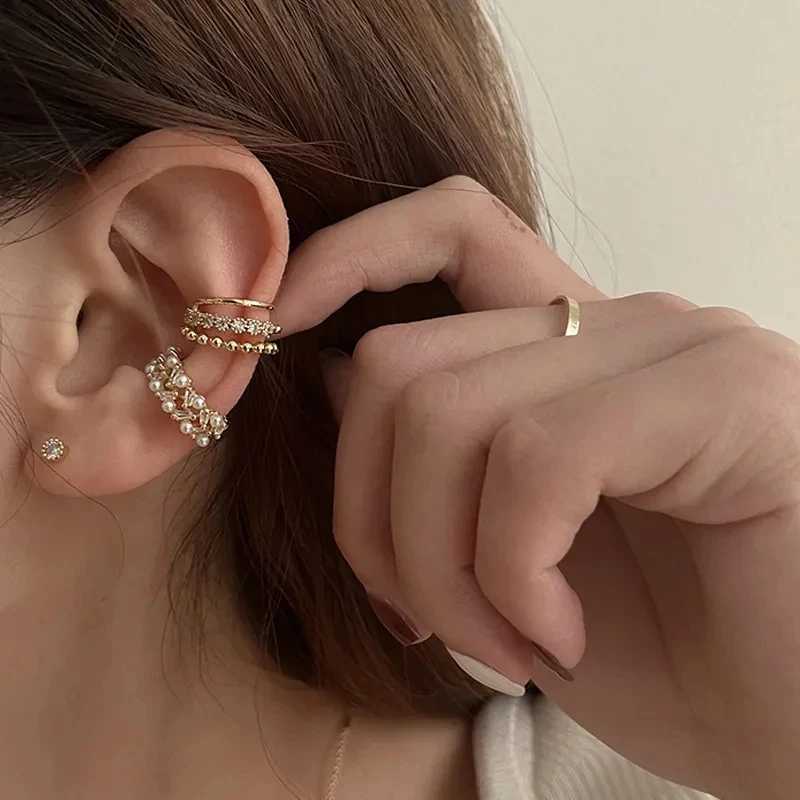 Новые корейские модные двухслойные серьги-клипсы с жемчугом для женщин и девочек, роскошные серьги-манжеты с цирконием без пирсинга, ювелирные изделия-манжеты Бижутерия
