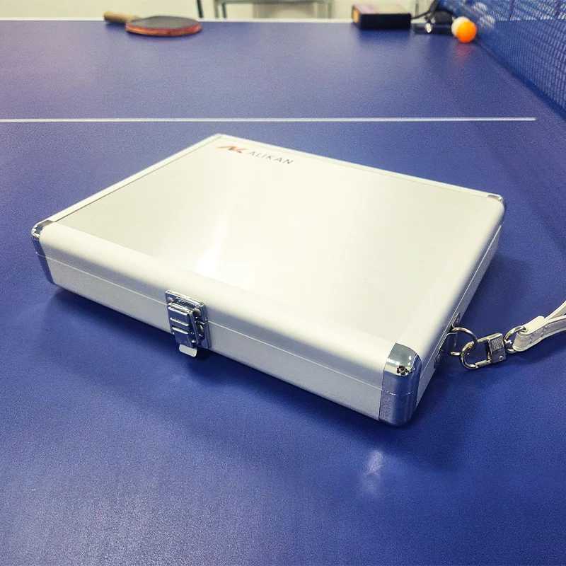 Фотография №5 товара SPP002-SILVER 29x22x5,5 см Alikan Чехол для ракетки для настольного тенниса