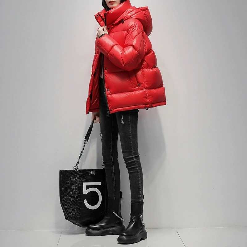 Фотография №2 товара Short Glossy Down Jacket For women Winter 2025 New Korean