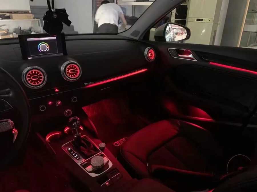 Фотография №1 товара Автомобильный окружающий свет подходит для Audi A3 S3 V8 2013-2019