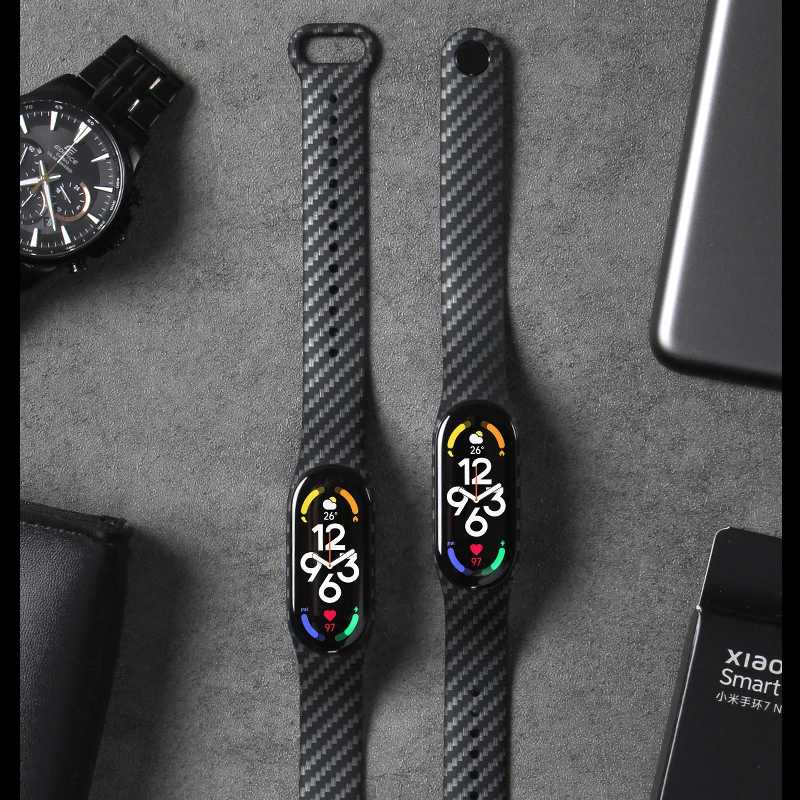 Фотография №1 товара Ремешок из углеродного волокна для Xiaomi Mi Band 7 nfc,