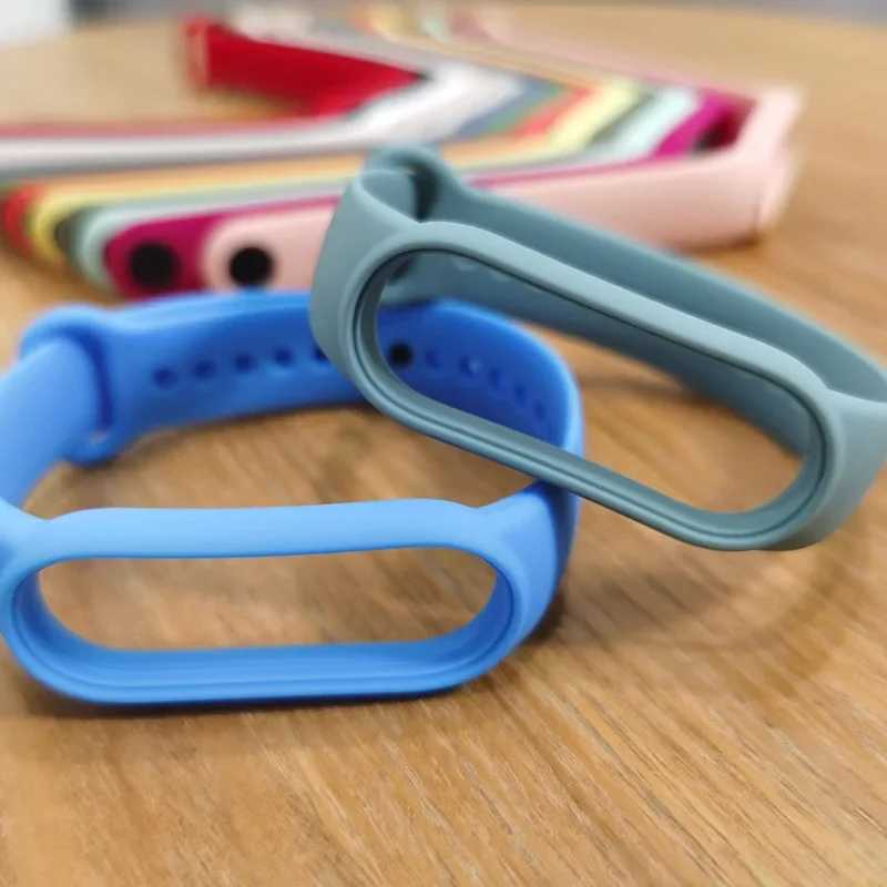 Фотография №2 товара Ремешок силиконовый для Xiaomi Mi Band 8 7 6 5