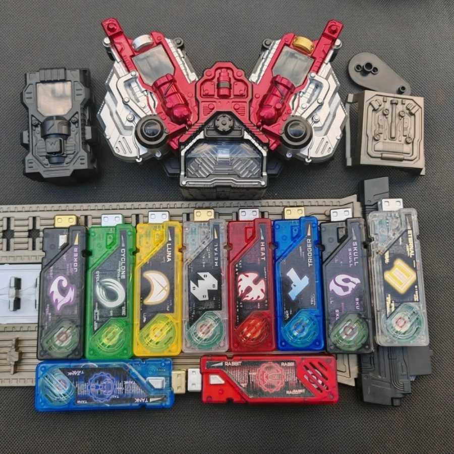 Bandai Kamen Rider W пояс двойной трансформатор Summoner Cyclone Joker металлический трансформатор памяти детские подарки на день рождения Игровые фигурки и трансформеры
