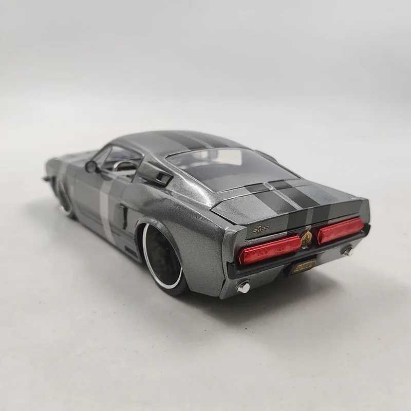 Фотография №4 товара Модель автомобиля JADA 1:24 Mustang Shelby GT500, литая металлическая игрушка,