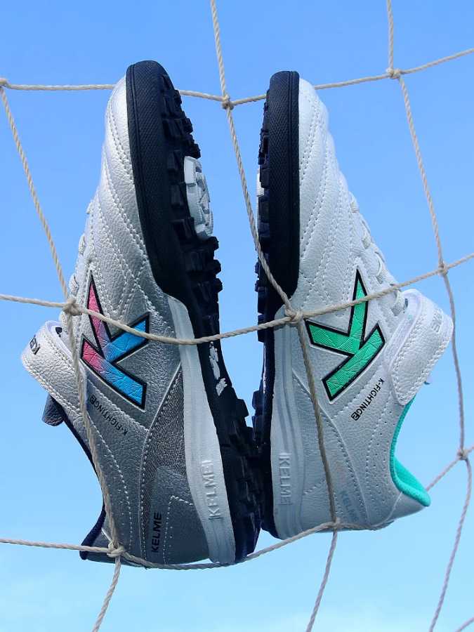 Фотография №4 товара Детская футбольная обувь KELME для мальчиков и девочек, обувь для