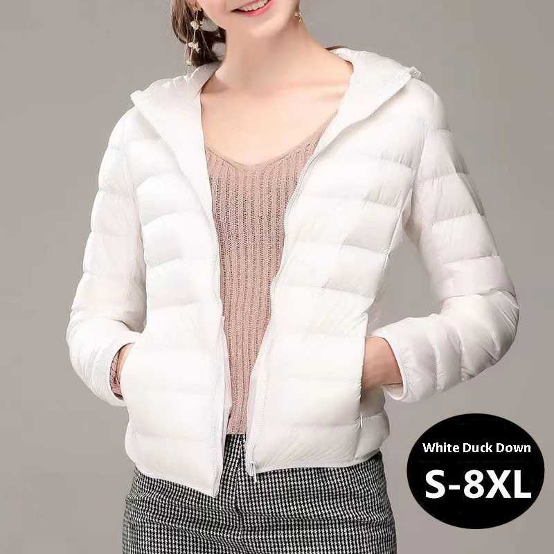8XL Женские куртки на белом утином пуху 6XL 5XL Женские ультралегкие пальто на утином пуху Осень-зима Теплая походная верхняя одежда с капюшоном Портативная Пуховики