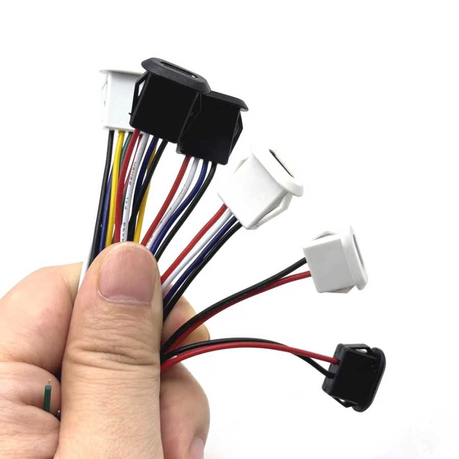Фотография №3 товара Разъем USB-C Type-C (гнездо) 2/4/6-контактный с фиксатором, высокотоковый, для быстрой