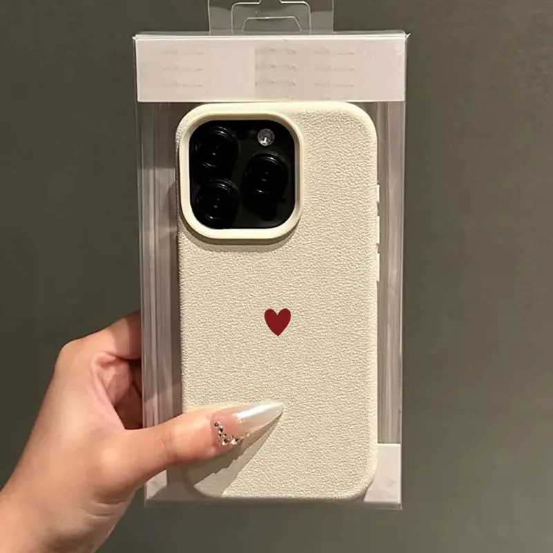Фотография №1 товара Простой мягкий чехол из ТПУ с красным сердечком для iPhone