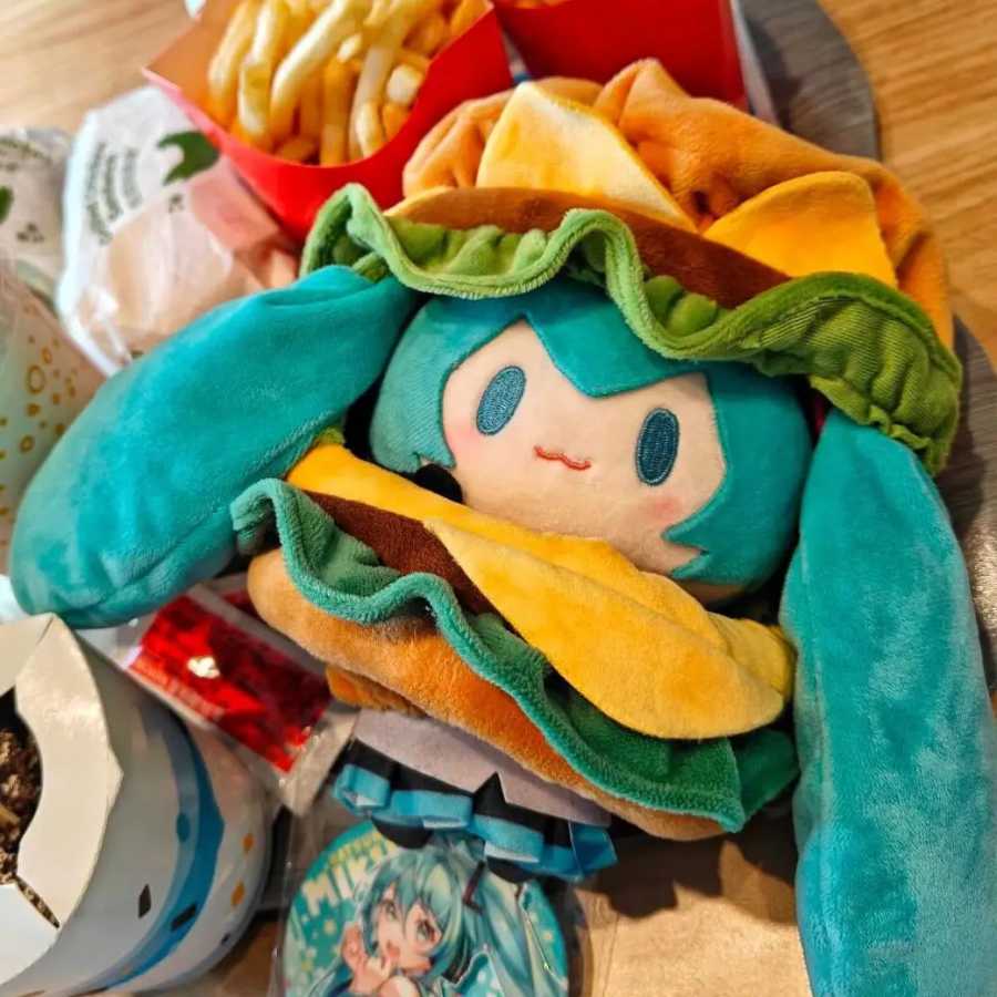 Фотография №4 товара 15 см Хацунэ Мику Kawaii Q версия фигурка куклы аниме