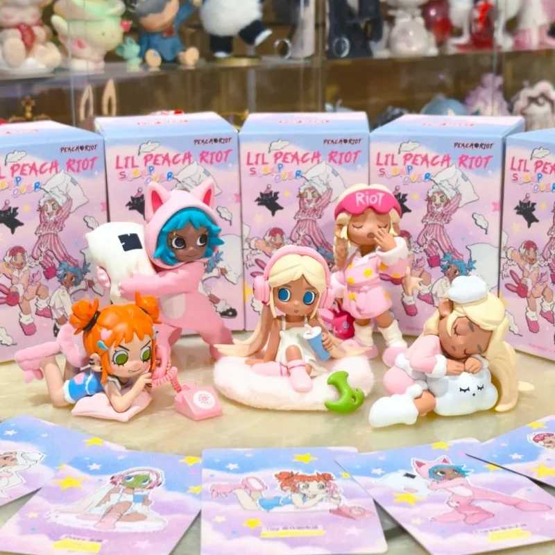 Фотография №3 товара Оригинальная коллекционная фигурка Pop Mart Lil Peach Riot Sleepover Series