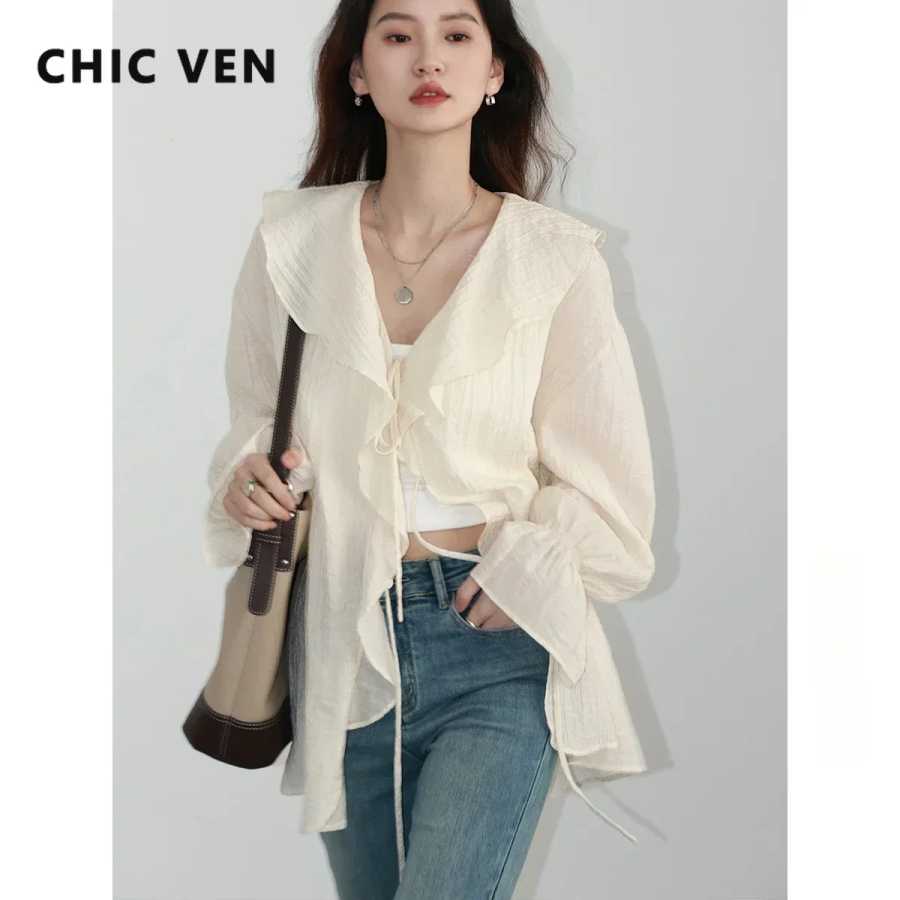 Женская рубашка CHIC VEN: Свободная повседневная блузка с рюшами, V-образным вырезом и шнуровкой, средней длины, весна-лето 2026 Женские топы