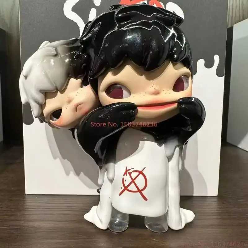 Фотография №5 товара Официальная коллекционная фигурка POP MART Hirono Limited Edition в блистерной