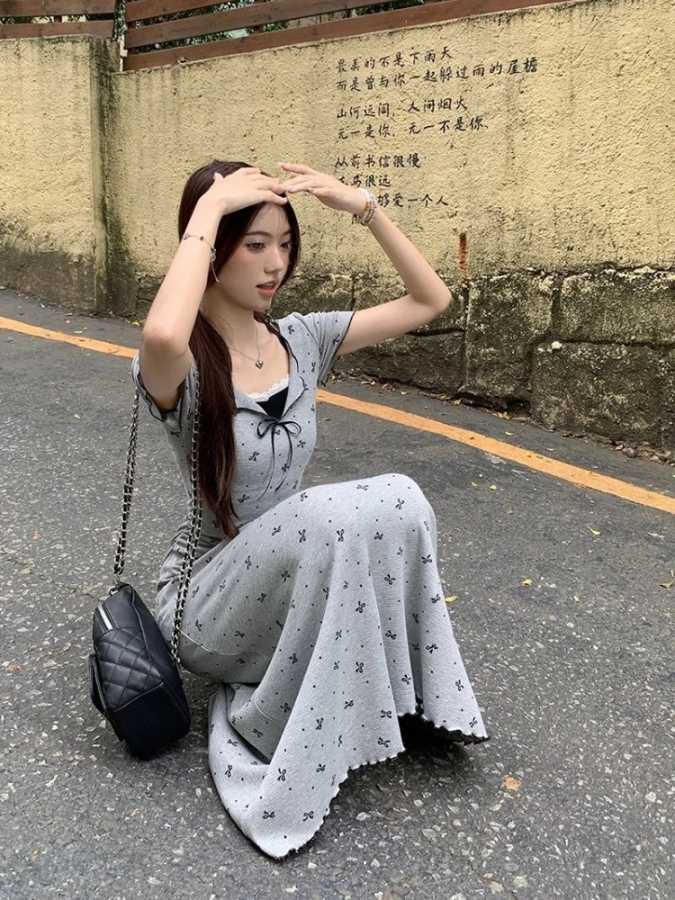 Фотография №2 товара Женские летние платья с коротким рукавом и цветочным принтом, 2