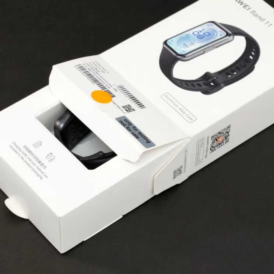 Фотография №1 товара Глобальная версия умных часов Huawei Band 11: смарт-браслет с AMOLED-экраном