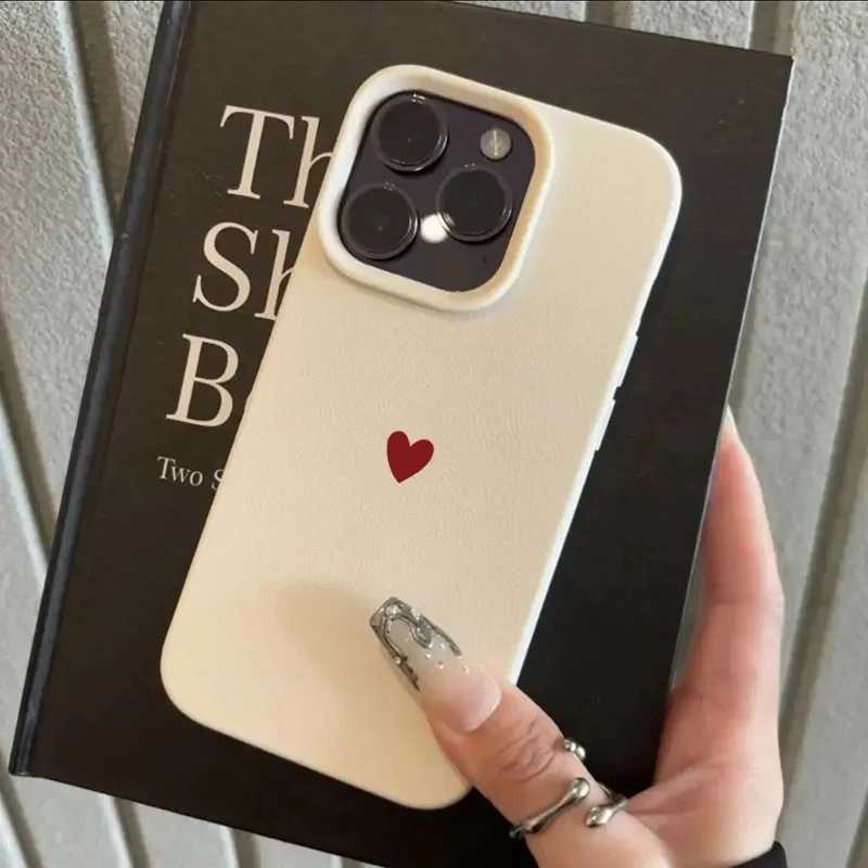 Фотография №2 товара Простой мягкий чехол из ТПУ с красным сердечком для iPhone