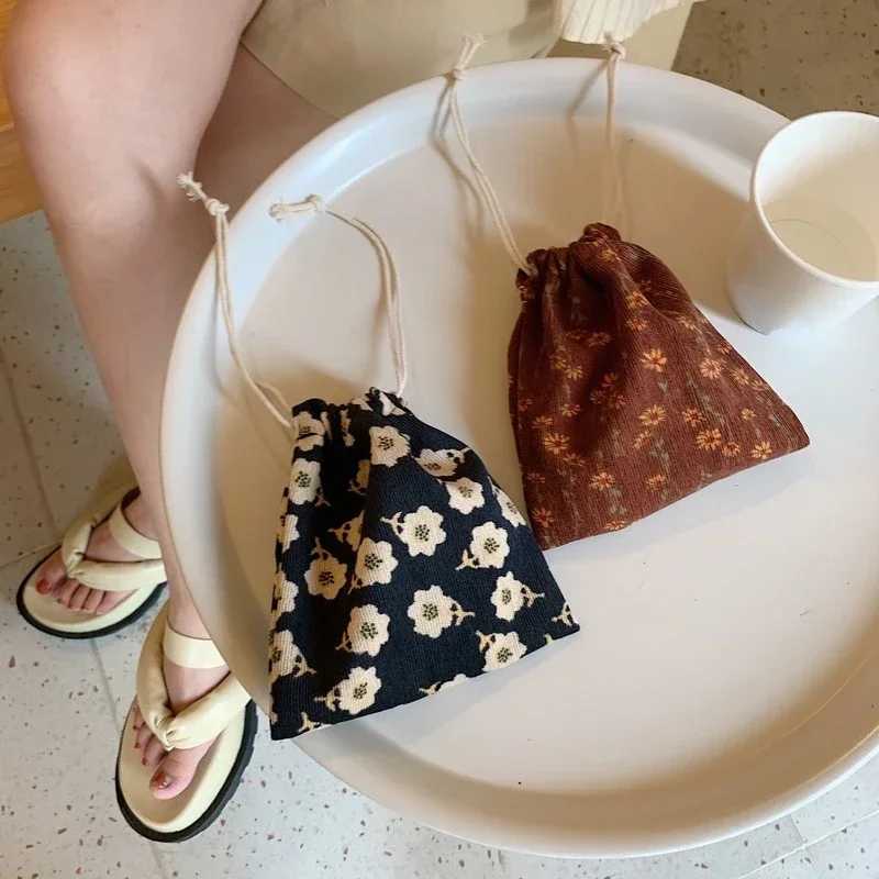 Цветочная клетчатая Холщовая Сумка на шнурке, женская косметика, органайзер для монет, ключей, Упаковочные сумки, сумка для хранения Сумки специального назначения