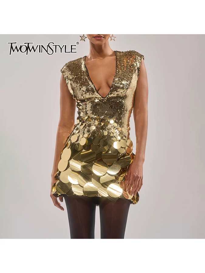 TWOTWINSTYLE модные утягивающие мини-платья с блестками для женщин, темпераментное платье без рукавов с v-образным вырезом, женская одежда, новинка Платья