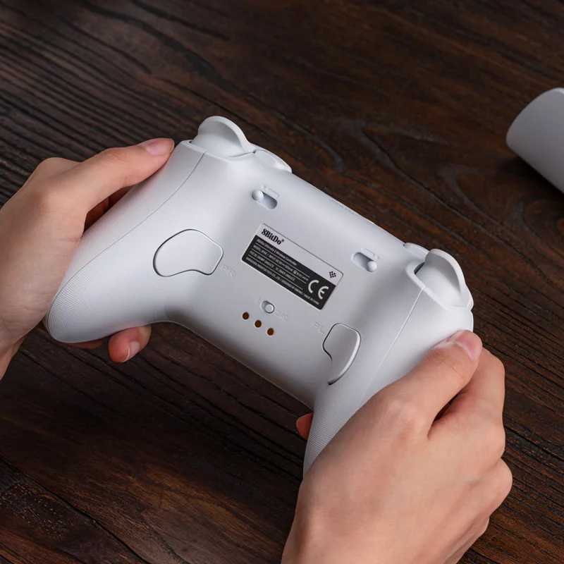 Фотография №3 товара Беспроводной игровой контроллер 8BitDo Ultimate 2 для ПК и Android