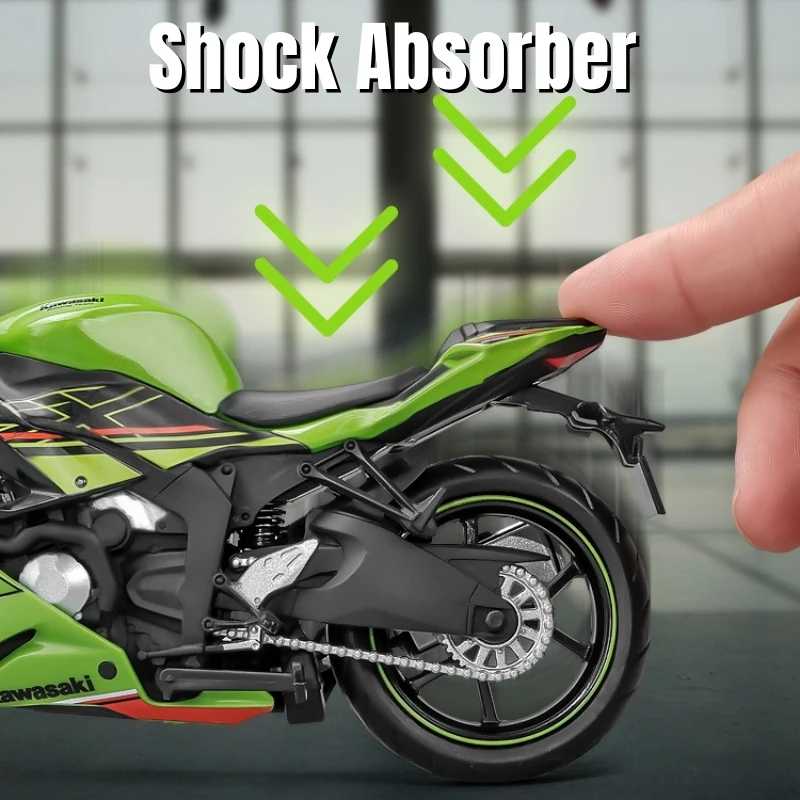 Фотография №2 товара 1/12 Kawasaki Ninja ZX-6R игрушка-мотоцикл 1:12 RMZ City литая под
