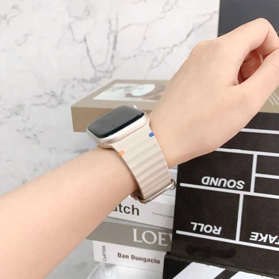 Фотография №5 товара Силиконовый ремешок для Apple Watch 44 мм, 49 мм, 40