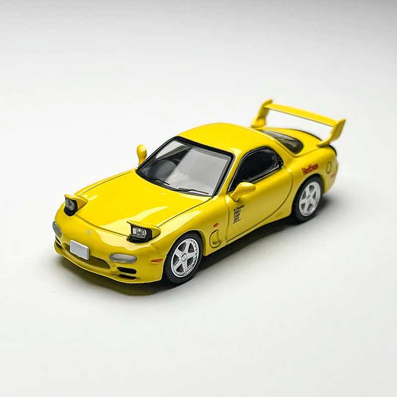 Фотография №1 товара В наличии Хобби Япония 1:64 Initial D Mazda Rx7 Jumping