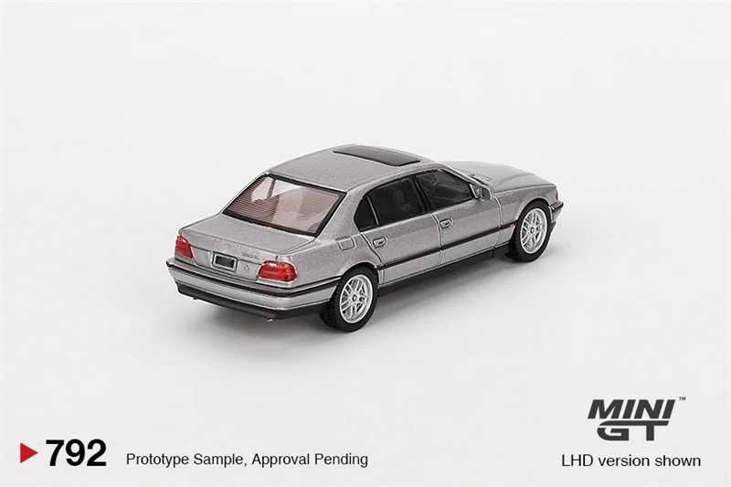 Модели автомобилей MINI GT 1:64 750IL Aspen/Z VeilSide/Revuelto Viola 30th/Countach LB-WORKS/Mustang Mach1 из литого металла, подарки Играйте в транспортные средства и модели