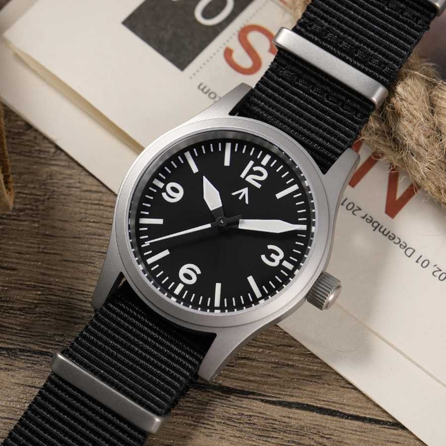 Фотография №3 товара Militado Новые винтажные часы ML05 с секундным механизмом VH31 Sapphire