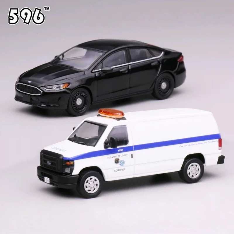 596 1:64 Mondeo/E350 LA, имитация автомобиля из легированного полиции, модель автомобиля Играйте в транспортные средства и модели